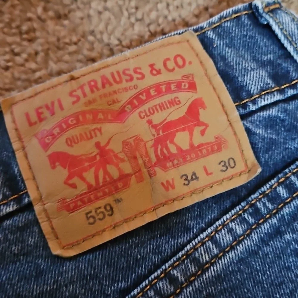 Levi's Denim Jeans 559 34x30 Straight Fit Medium Wash Zip Mid Rise Cotton